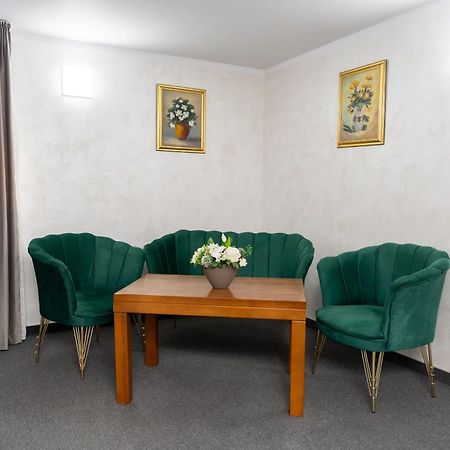 Hotel Casa De Piatra Scheia Eksteriør bilde