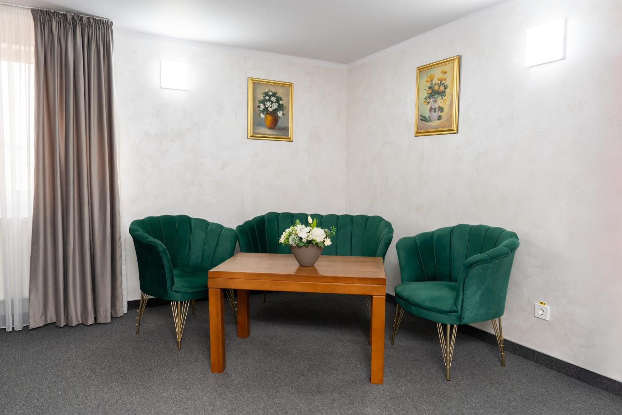 Hotel Casa De Piatra Scheia Eksteriør bilde