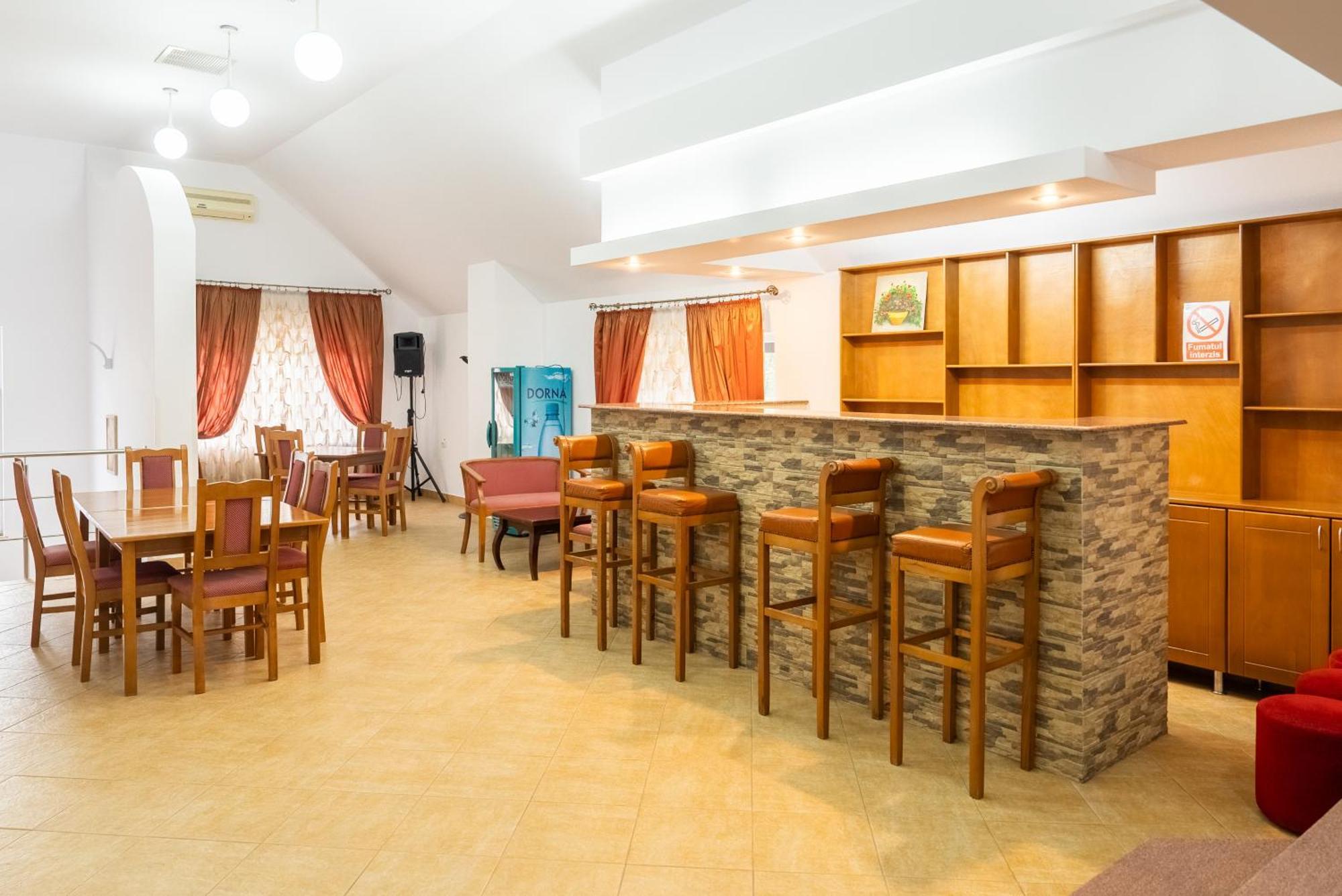 Hotel Casa De Piatra Scheia Eksteriør bilde